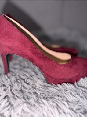 Chinese Laundry Burgundy Suede High Heel Pumps